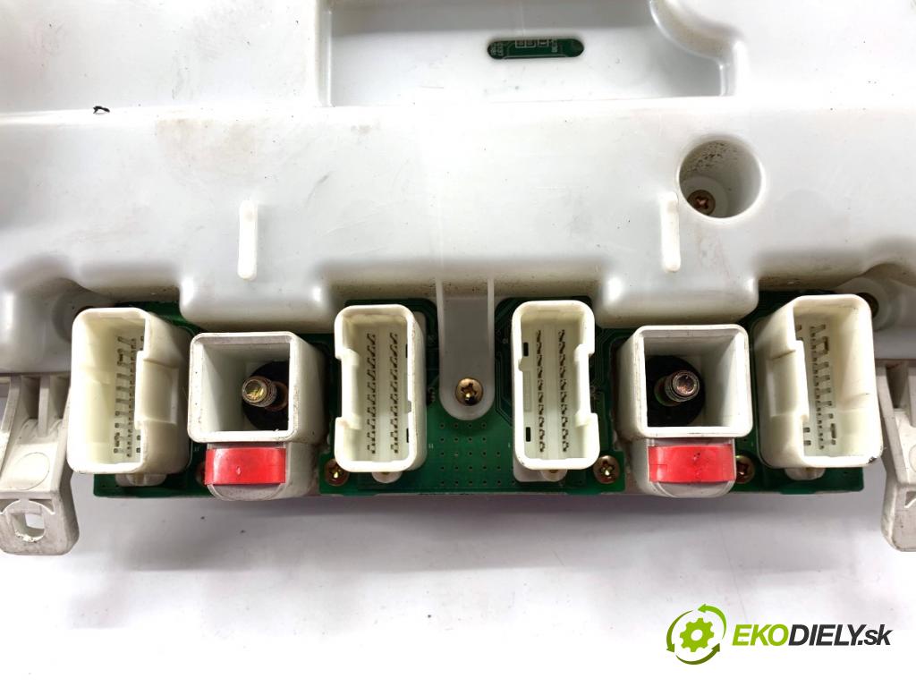 TOYOTA RAV 4 II SUV 2001 85 kW 2.0 D 4WD (CLA20_, CLA21_) 1995 Prístrojovka 83800-4A090 (Prístrojová doska)