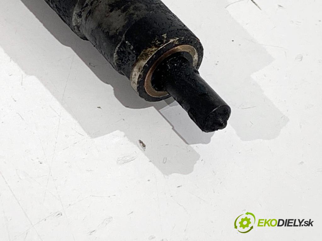 TOYOTA RAV 4 II SUV 2001 85 kW 2.0 D 4WD (CLA20_, CLA21_) 1995 vstrekovač 23670-27030 (Vstrekovač paliva)