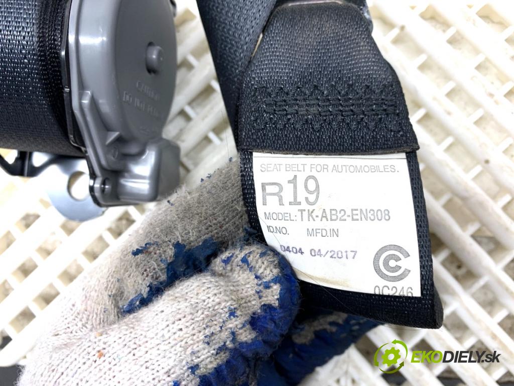 MITSUBISHI OUTLANDER III SUV 2017 110 kW 2.0 4WD (GF7W) 1998 Palubná doska silentbloku pasy ZÁBORY: senzor airbag