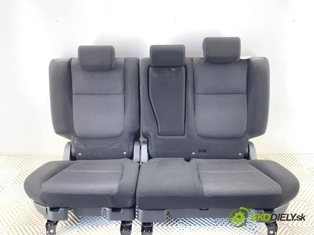 MITSUBISHI OUTLANDER III SUV 2017 110 kW 2.0 4WD (GF7W) 1998 Sedadlo druhý rad 