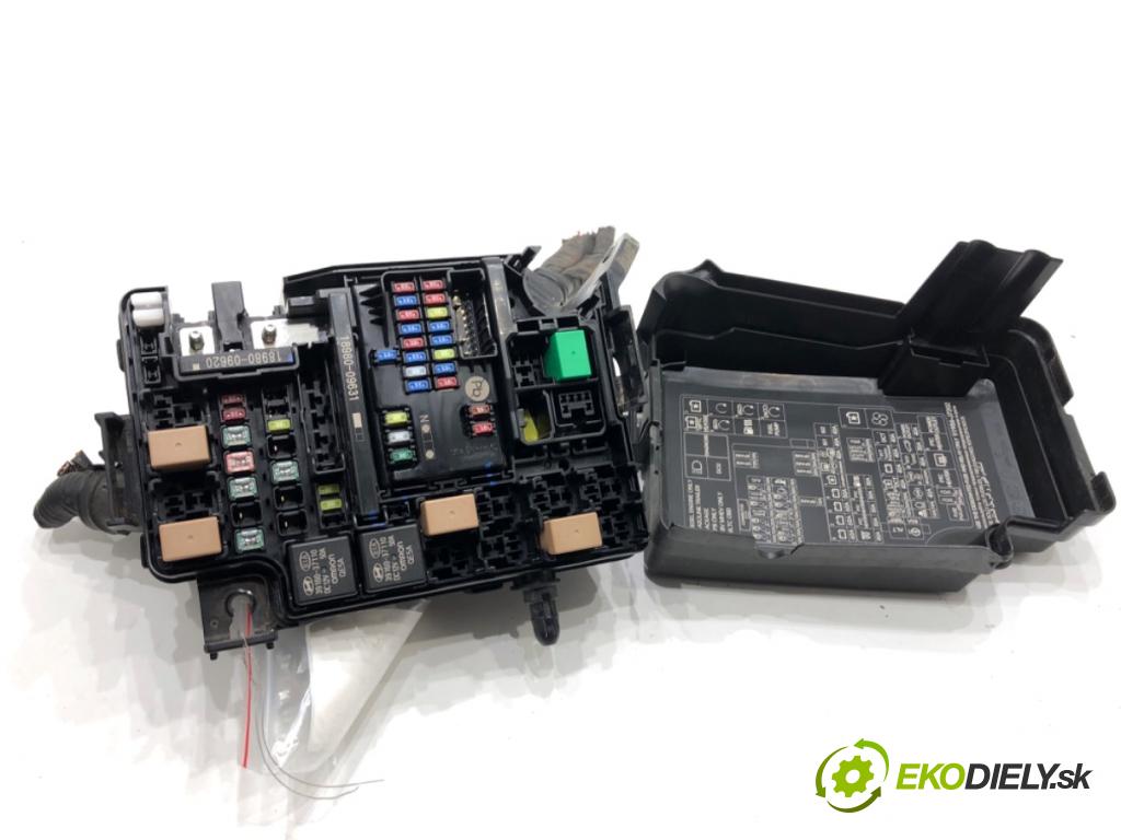 KIA CEED SUV 2021 118 kW 1.5 T-GDI 1482 Skrinka poistková 91270-J7GT0 (Poistková skrinka)