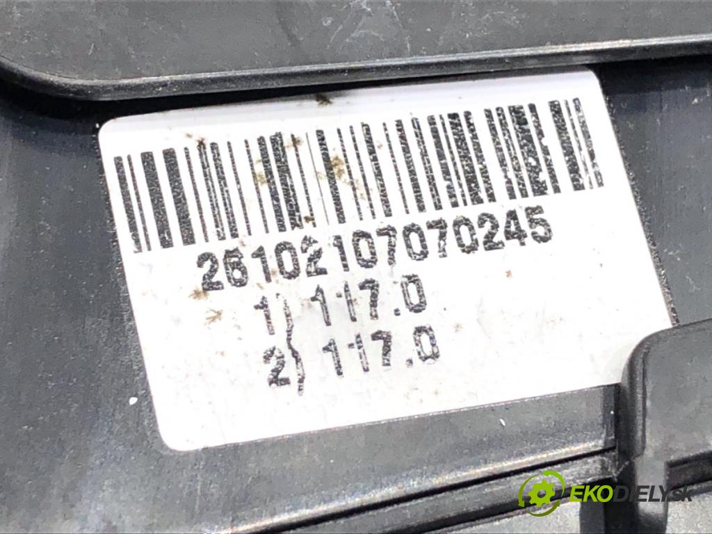 KIA CEED SUV 2021 118 kW 1.5 T-GDI 1482 Skrinka poistková 91270-J7GT0 (Poistková skrinka)