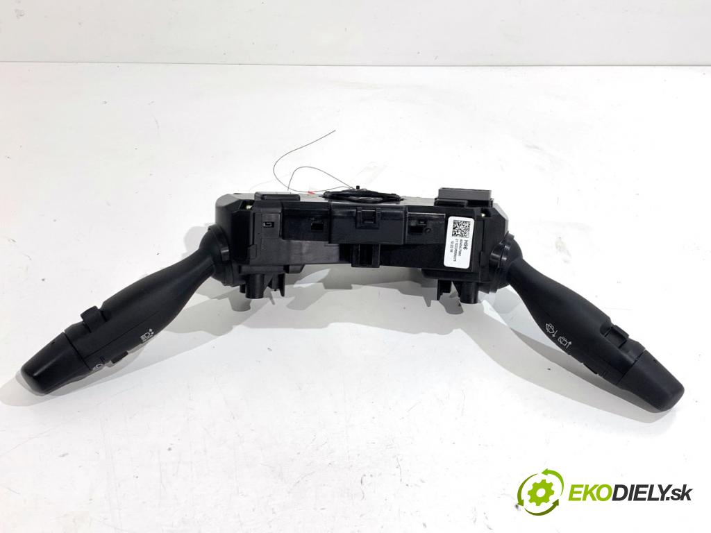 KIA CEED SUV 2021 118 kW 1.5 T-GDI 1482 Prepínač kombinovaný 93404J7960 (Prepínacie páčky pod volantom)