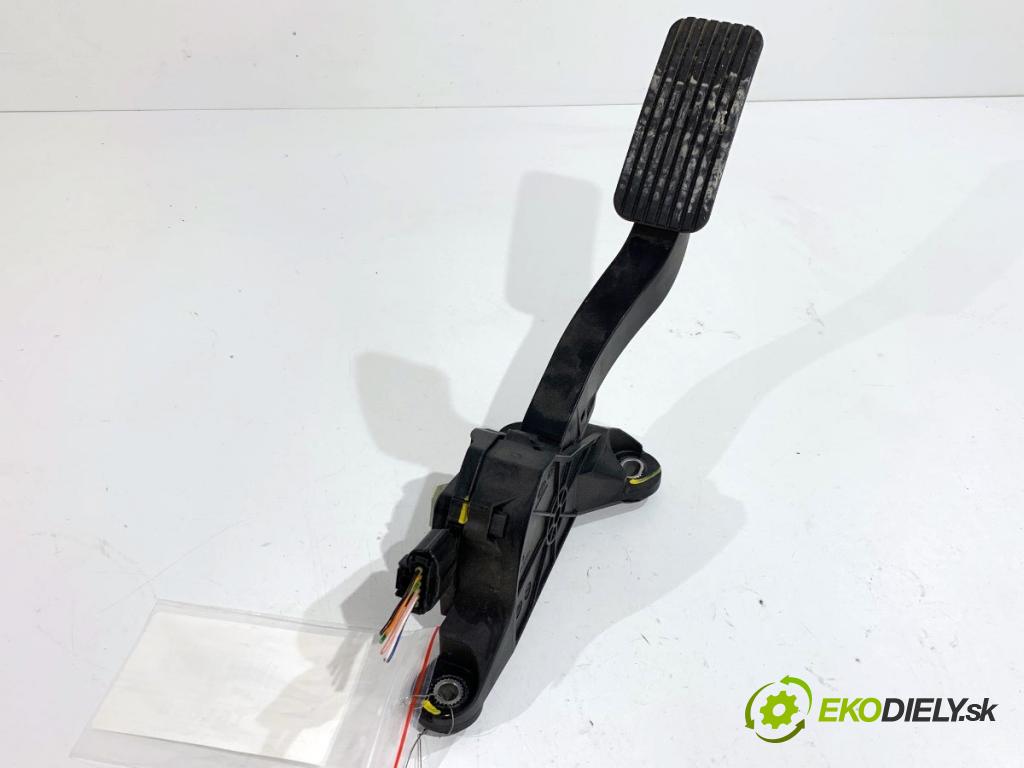 KIA CEED SUV 2021 118 kW 1.5 T-GDI 1482 Potenciometer plynu 32700-G4200 (Potenciometer plynového pedálu)