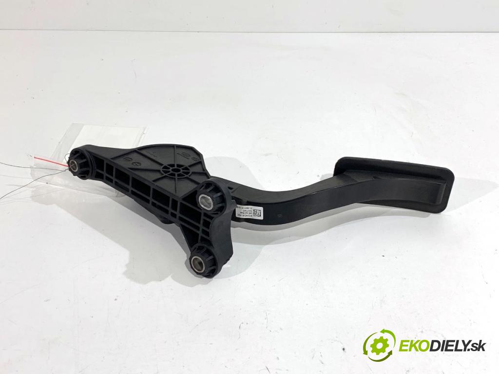 KIA CEED SUV 2021 118 kW 1.5 T-GDI 1482 Potenciometer plynu 32700-G4200 (Potenciometer plynového pedálu)