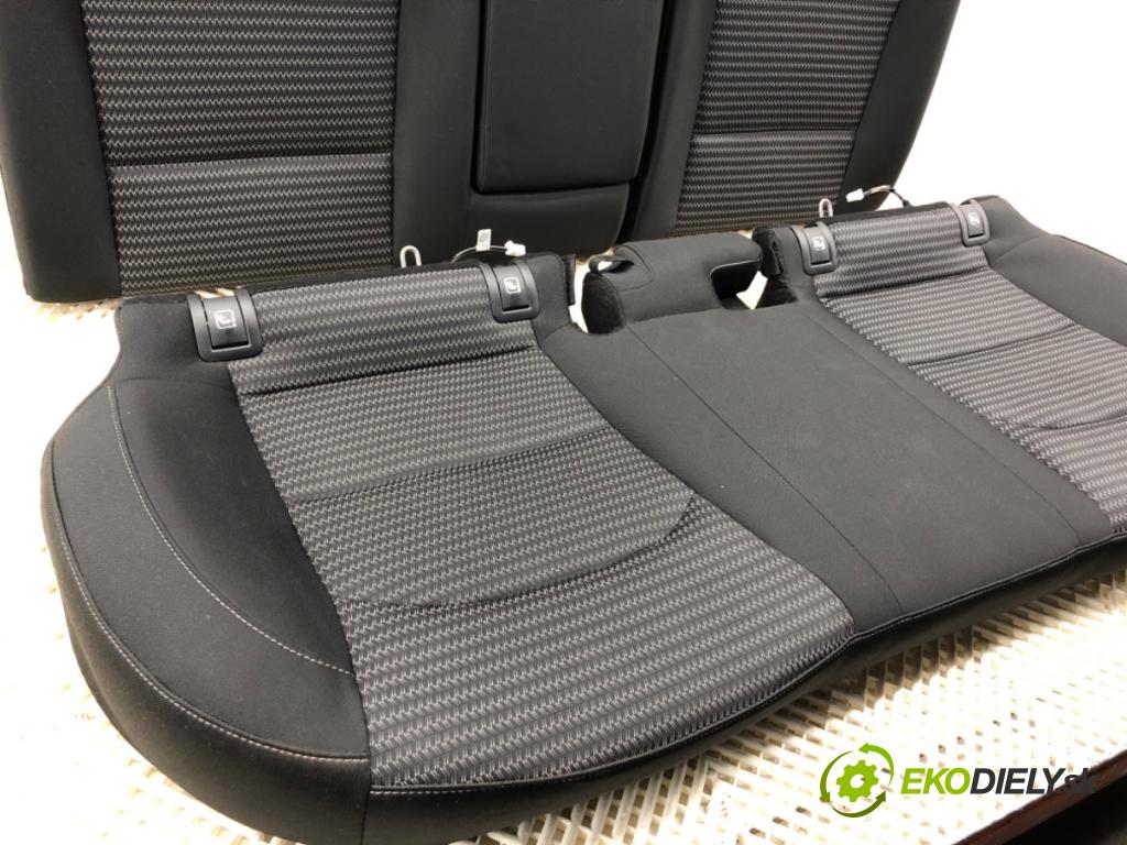 KIA CEED SUV 2021 118 kW 1.5 T-GDI 1482 Sedadlo druhý rad