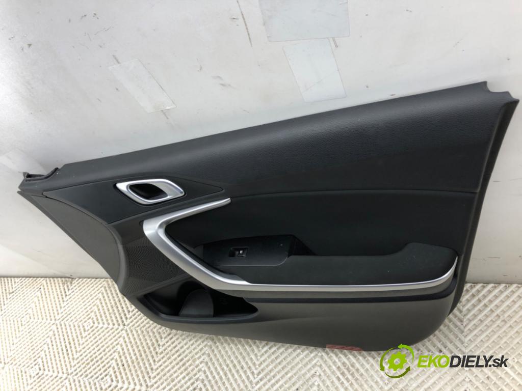 KIA CEED SUV 2021 118 kW 1.5 T-GDI 1482 čalúnenie Dvere pravy predný