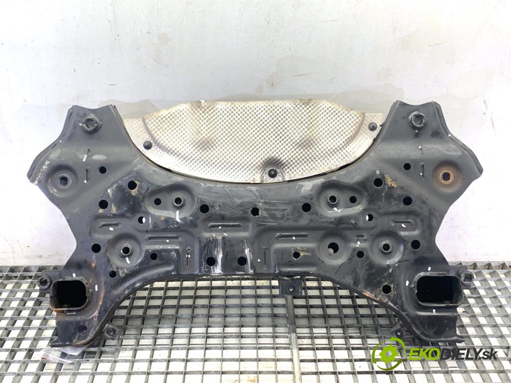 KIA CEED SUV 2021 118 kW 1.5 T-GDI 1482 výztuha pod motor 62401-G4AA0 (Přední výztuha)