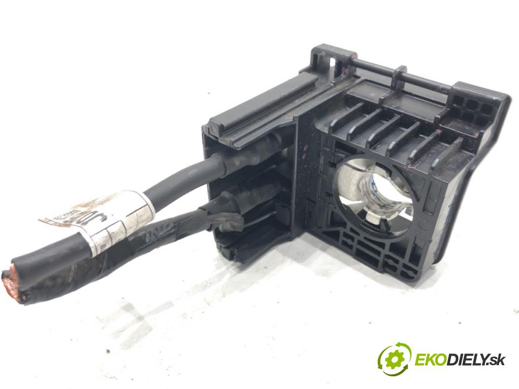 KIA CEED SUV 2021 118 kW 1.5 T-GDI 1482 svorka plus