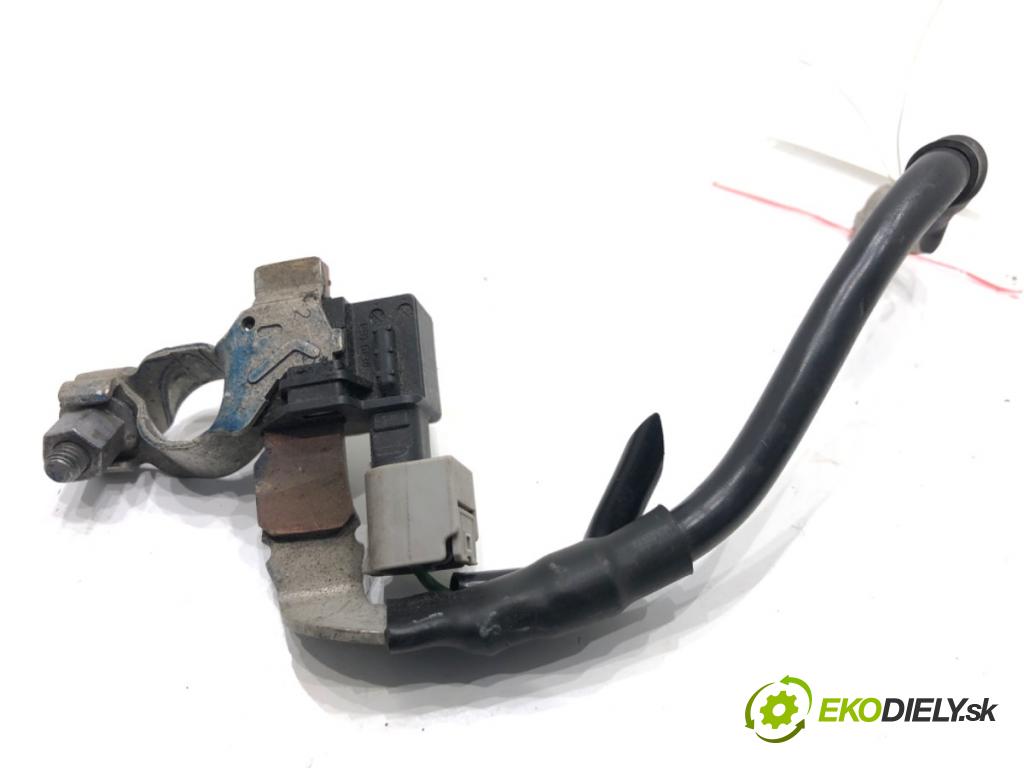 KIA CEED SUV 2021 118 kW 1.5 T-GDI 1482 svorka MINUS 37180-J7300