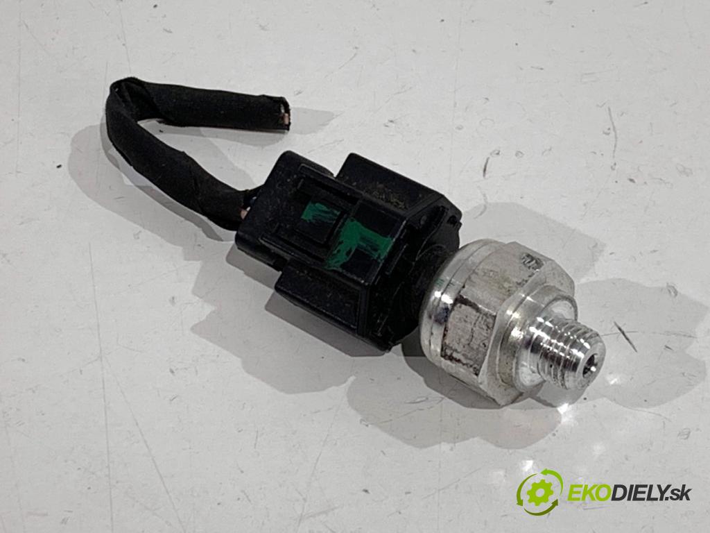 KIA CEED SUV 2021 118 kW 1.5 T-GDI 1482 Snímač klimatizácie 92ACP8-12 (Snímač klimatizácie)