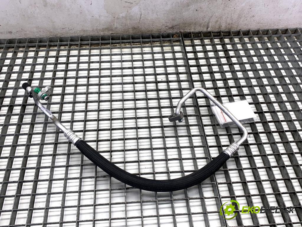 KIA CEED SUV 2021 118 kW 1.5 T-GDI 1482 rúrka klimatizace 97762-G4650 (Trubka klimatizace)