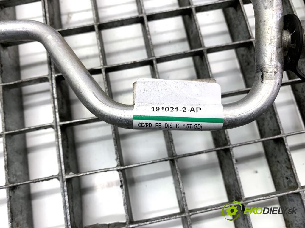 KIA CEED SUV 2021 118 kW 1.5 T-GDI 1482 rúrka klimatizace 97762-G4650 (Trubka klimatizace)