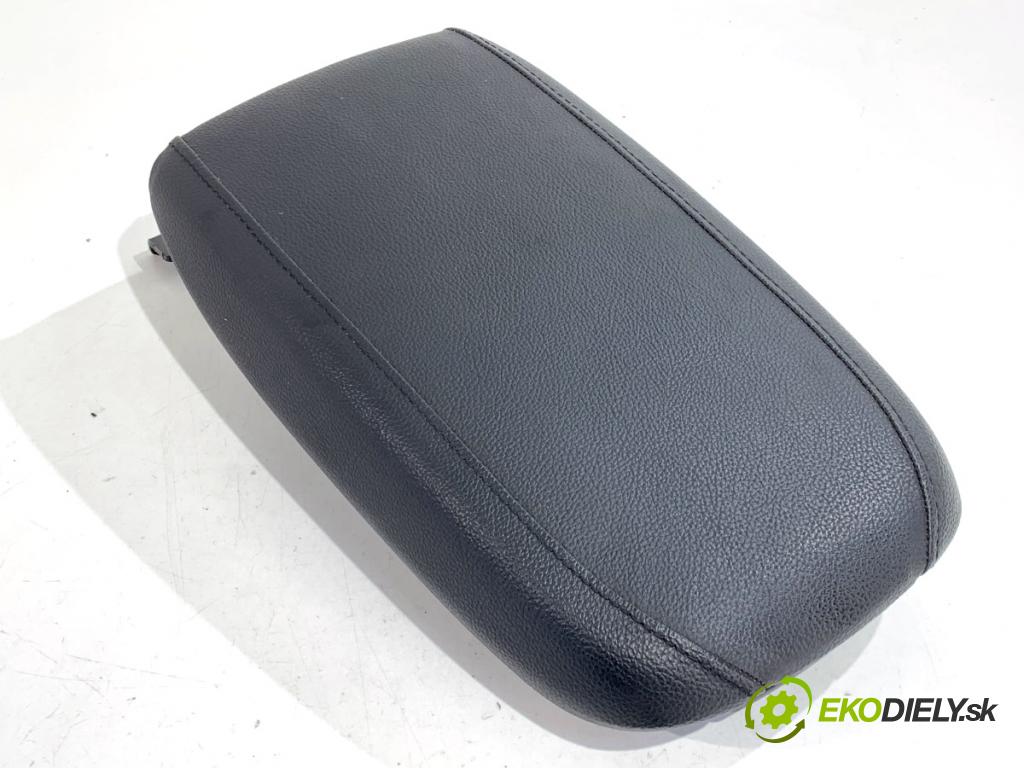 KIA CEED SUV 2021 118 kW 1.5 T-GDI 1482 loketní opěrka  (Loketní opěrka)