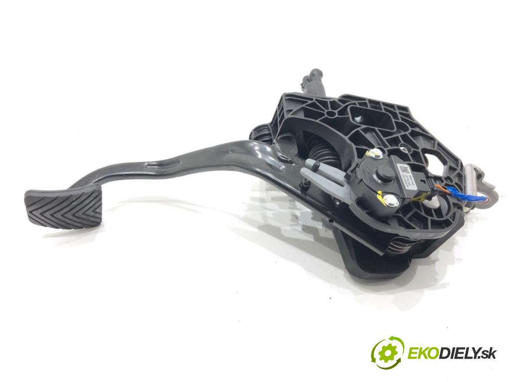 KIA CEED SUV 2021 118 kW 1.5 T-GDI 1482 PEDÁL: spojky 32802-J7KE0KB