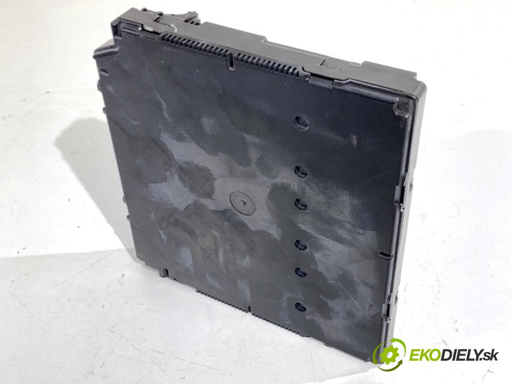 VW PASSAT B7 Kombi 2012 103 kW 2.0 TDI 1968 Modul komfortu 3AA937087H (Modul komfortu)