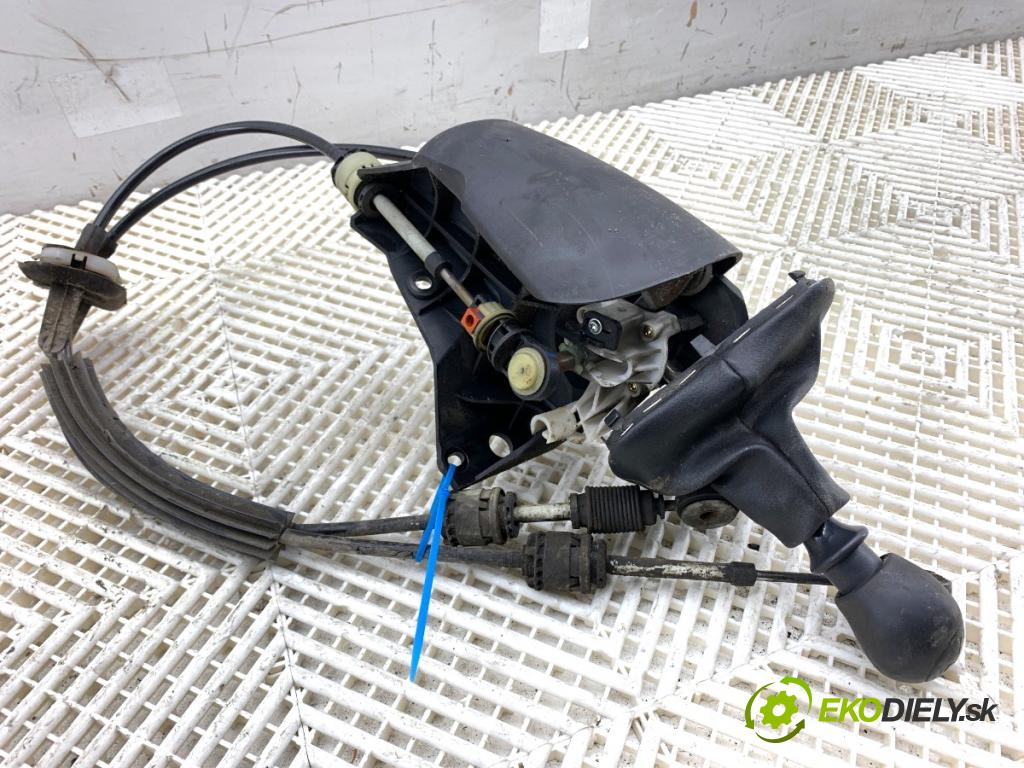 OPEL MOVANO A Autobus 2005 84 kW 2.5 DTI (JD) 2463 Kulisa 8200201293 (Rýchlostná páka (kulisa))