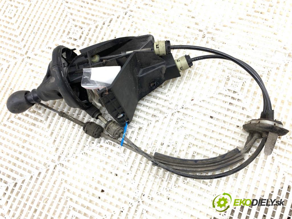 OPEL MOVANO A Autobus 2005 84 kW 2.5 DTI (JD) 2463 Kulisa 8200201293 (Rýchlostná páka (kulisa))