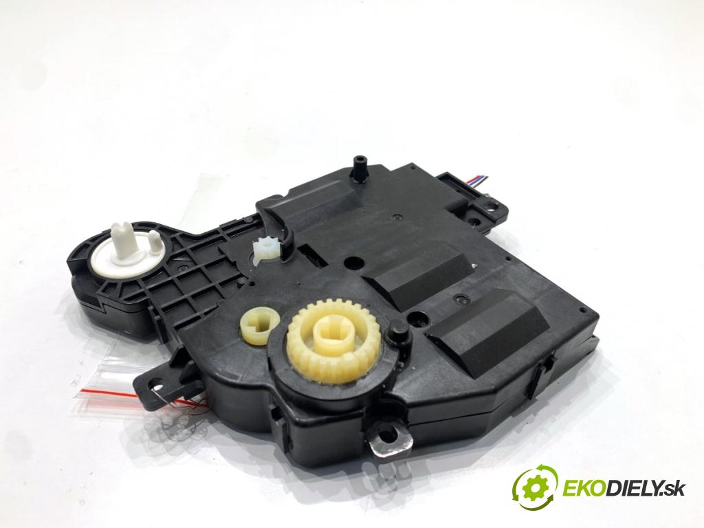 LEXUS LBX  2025 100 kW Hybrid (MAYH10)   (1490 ccm / 100 kW / 136 KM) 1490 Motor kúrenia 063800-9051