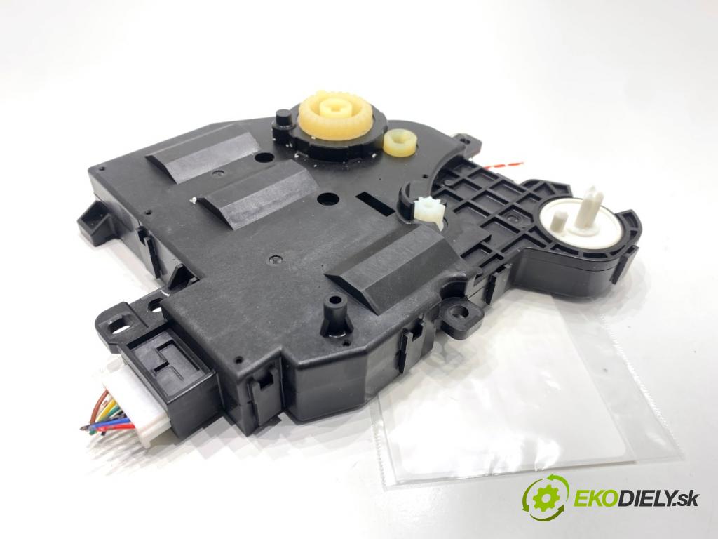 LEXUS LBX 2025 100 kW Hybrid (MAYH10) (1490 ccm / 100 kW / 136 KM) 1490 Motor kúrenia 063800-9051