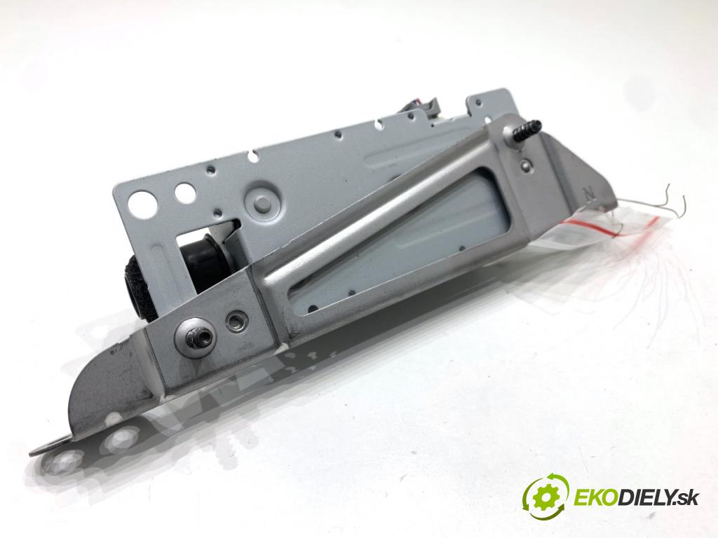 LEXUS LBX  2025 100 kW Hybrid (MAYH10)   (1490 ccm / 100 kW / 136 KM) 1490 Modul Riadiaca jednotka 88051-48010 (Riadiaca jednotka ostatné)