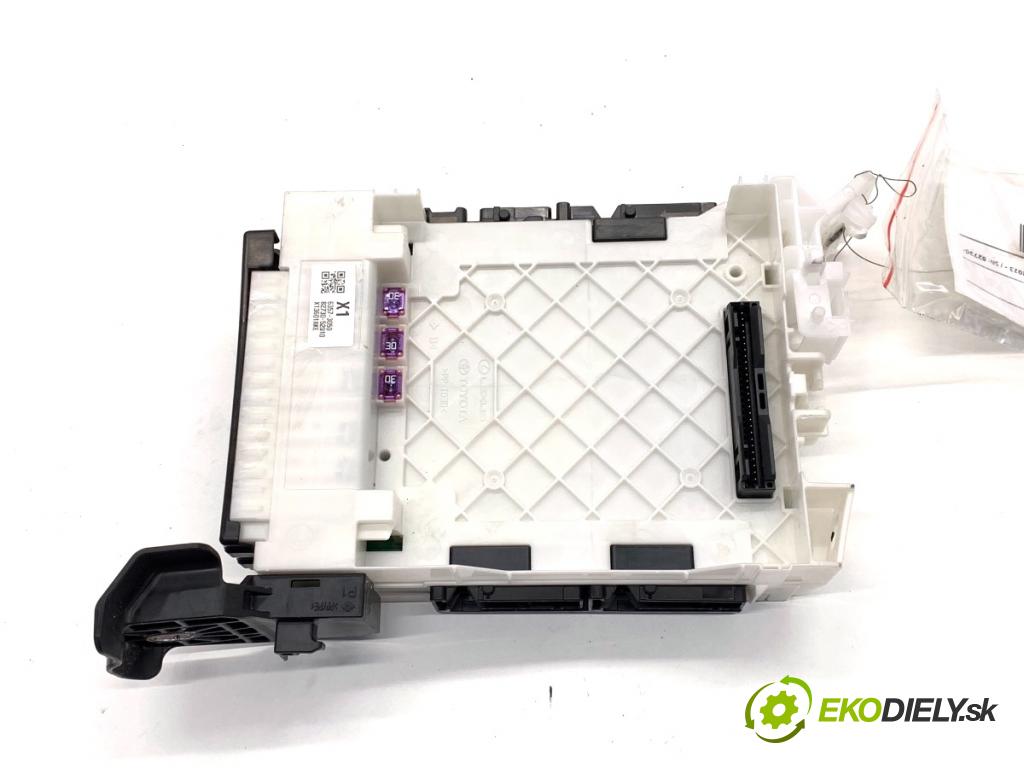 LEXUS LBX  2025 100 kW Hybrid (MAYH10)   (1490 ccm / 100 kW / 136 KM) 1490 Modul Riadiaca jednotka 82730-52Q10 (Riadiaca jednotka ostatné)