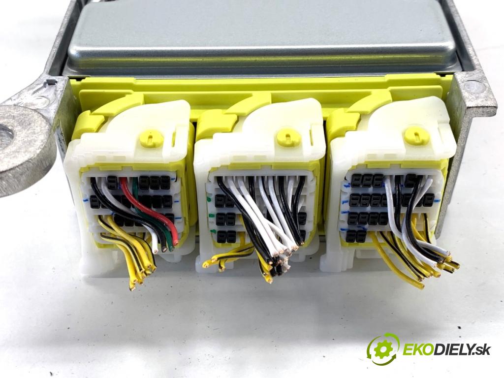 LEXUS LBX  2025 100 kW Hybrid (MAYH10)   (1490 ccm / 100 kW / 136 KM) 1490 senzor airbag 89170-52R40 (Snímač)