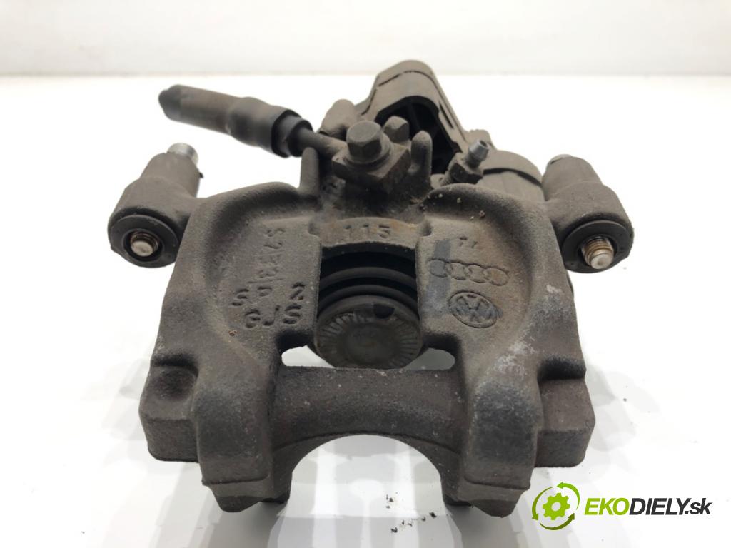 AUDI A3 8V liftback 2014 81 kW 1.6 TDI 1598 Brzdič strmeň ľavy zad 5Q0615405BC
