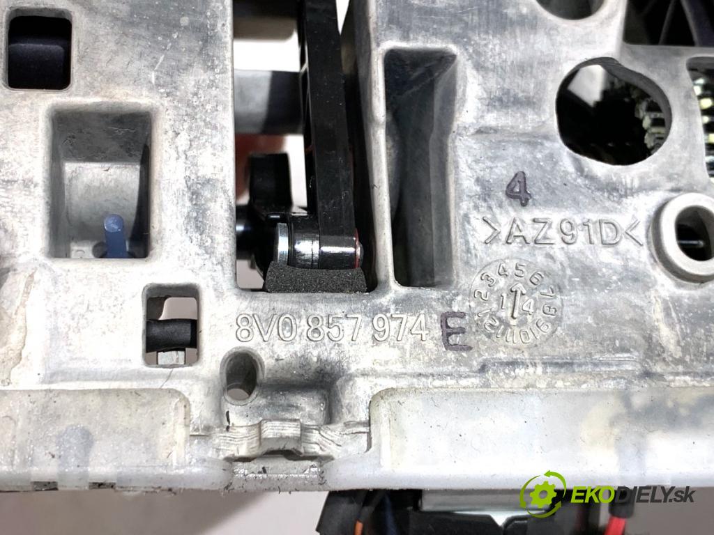 AUDI A3 8V liftback 2014 81 kW 1.6 TDI 1598 Dislpej 8V0857273M (Prístrojová doska)