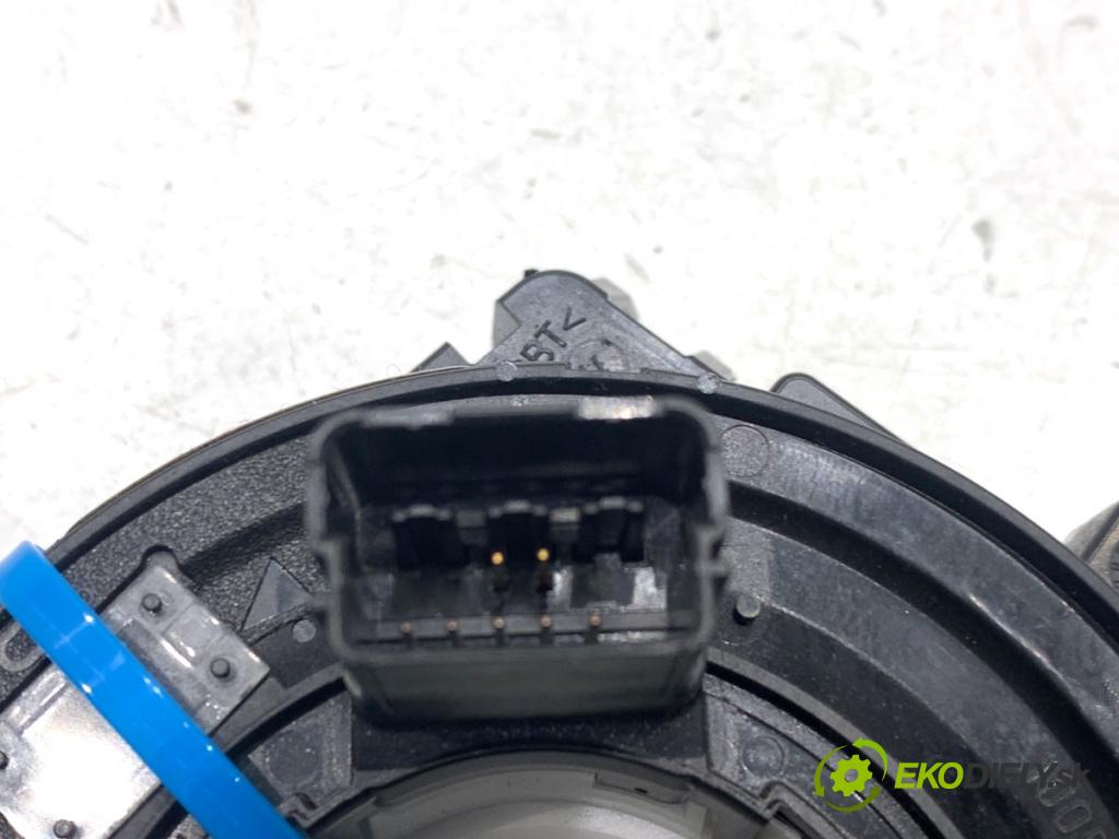 AUDI A3 8V liftback 2014 81 kW 1.6 TDI 1598 kroužek slimák airbag 5Q0953549C (Airbag)