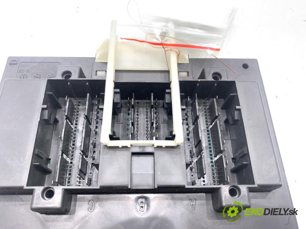 AUDI A3 8V liftback 2014 81 kW 1.6 TDI 1598 Modul komfortu 5Q0937084AJ (Modul komfortu)