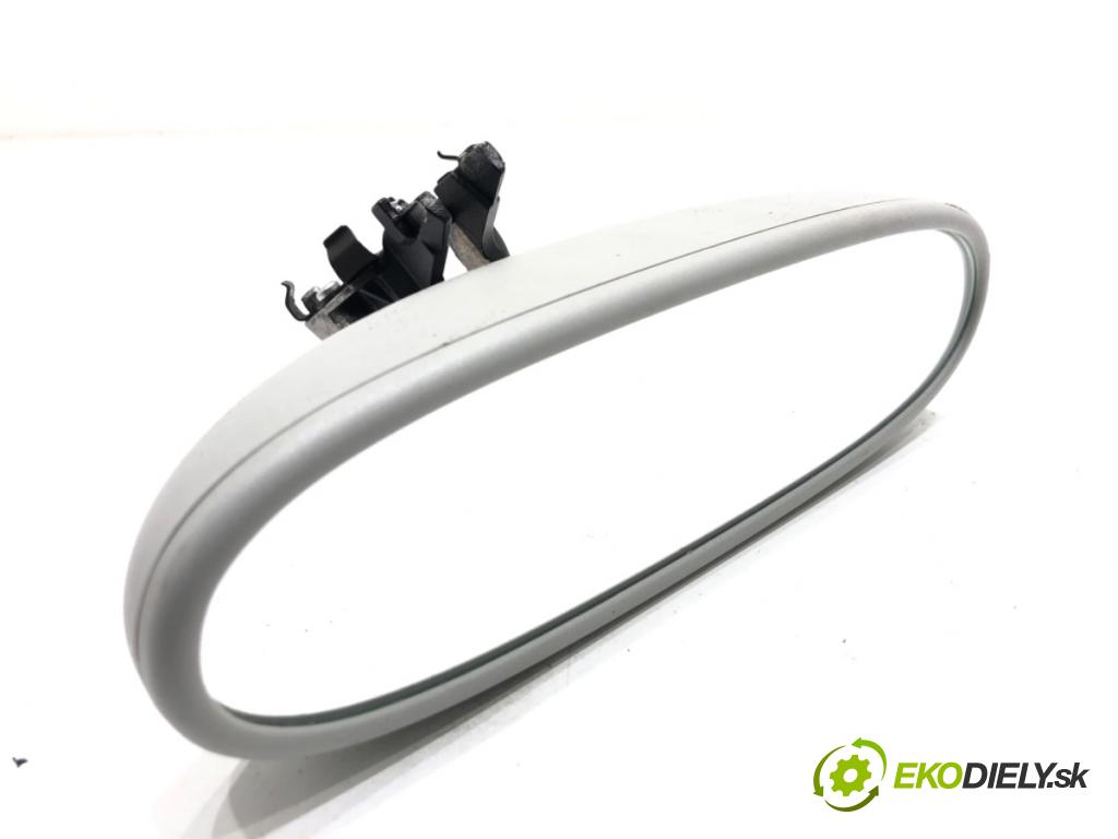 AUDI A3 8V liftback 2014 81 kW 1.6 TDI 1598 zpětné zrcátko vnitřní  (Vnitřní zpětné zrcátko)