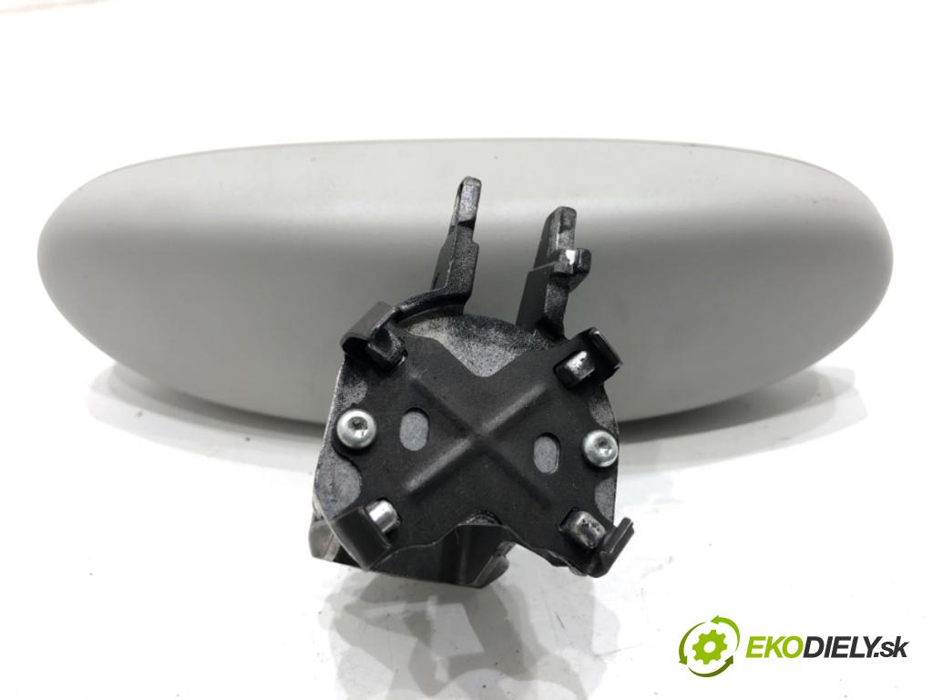 AUDI A3 8V liftback 2014 81 kW 1.6 TDI 1598 zpětné zrcátko vnitřní  (Vnitřní zpětné zrcátko)