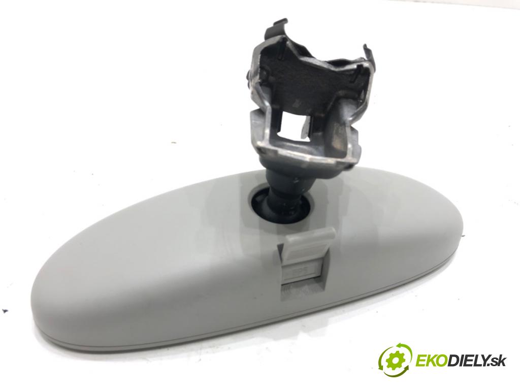 AUDI A3 8V liftback 2014 81 kW 1.6 TDI 1598 zpětné zrcátko vnitřní  (Vnitřní zpětné zrcátko)