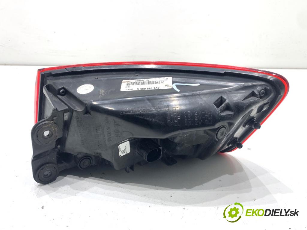 AUDI A3 8V liftback 2014 81 kW 1.6 TDI 1598 Svetlo ľavy zad 8V5945095A
