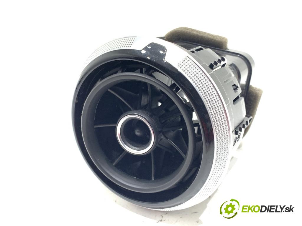 AUDI A3 8V liftback 2014 81 kW 1.6 TDI 1598 Mriežky kúrenia ľavy predný 