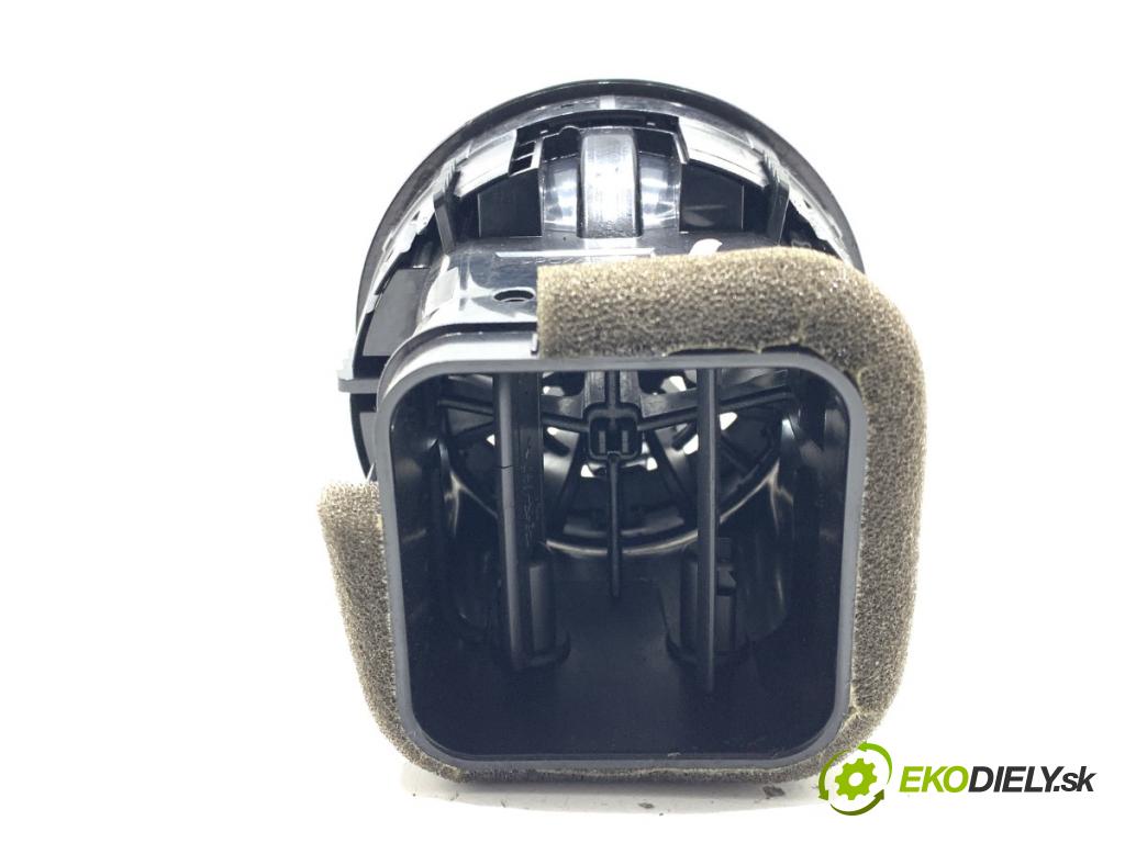 AUDI A3 8V liftback 2014 81 kW 1.6 TDI 1598 Mriežky kúrenia ľavy predný