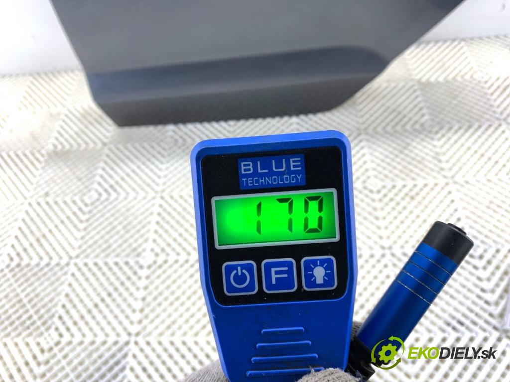 AUDI A3 8V liftback 2014 81 kW 1.6 TDI 1598 dveře levý zadní část LX7R: LX7R