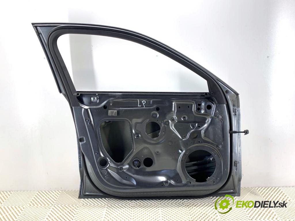 AUDI A3 8V liftback 2014 81 kW 1.6 TDI 1598 Dvere ľavy predný LX7R: LX7R