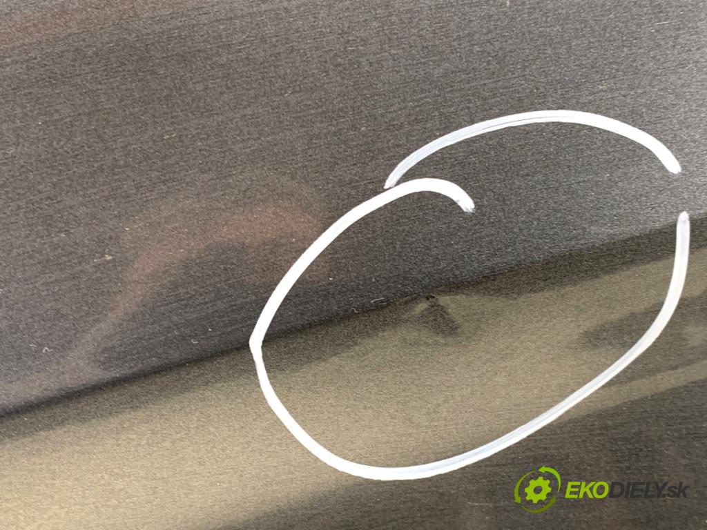 AUDI A3 8V liftback 2014 81 kW 1.6 TDI 1598 dveře pravý zadní část LX7R: LX7R