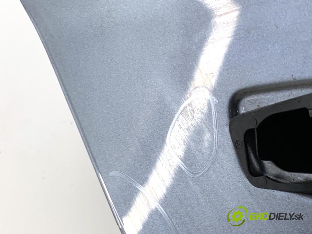 AUDI A3 8V liftback 2014 81 kW 1.6 TDI 1598 dveře pravý zadní část LX7R: LX7R