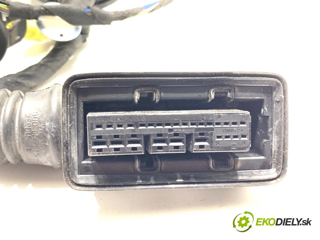 AUDI A3 8V liftback 2014 81 kW 1.6 TDI 1598 káblovačka dveře přední část levý 4L0971841