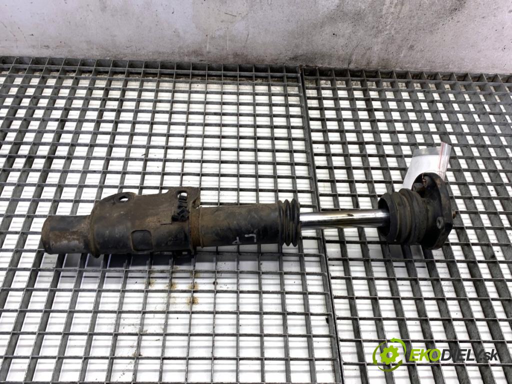 VW CARFTER 30 35 Autobus 2010 120 kW 2.5 TDI 2461 tlumič levý přední část