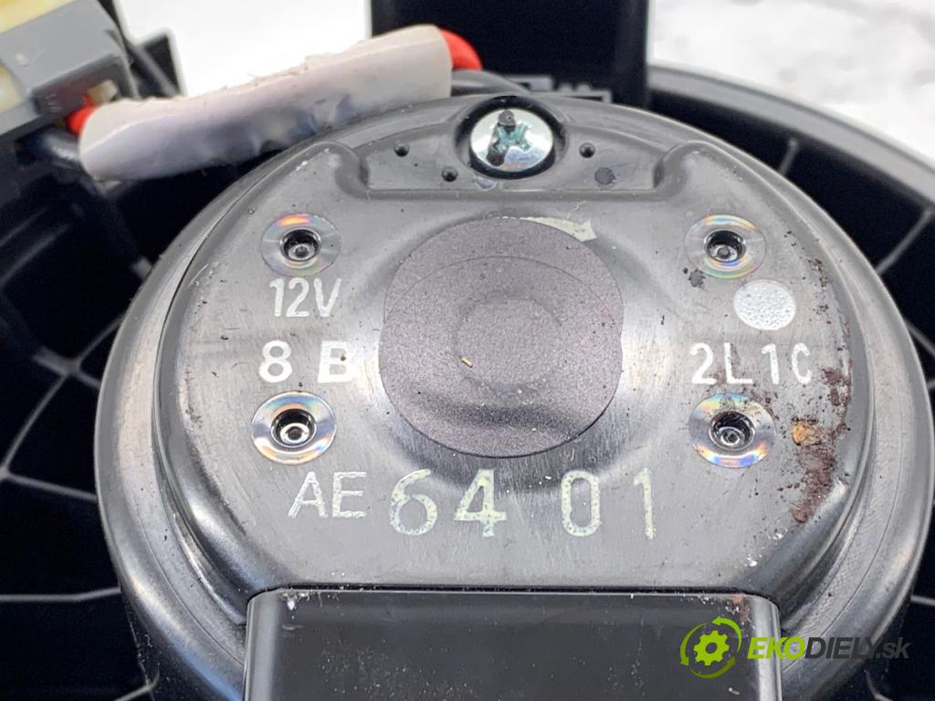 KIA OPTIMA Kombi 2018 132 kW 1.6 T-GDI 1591 ventilátor kúrenia AE6401