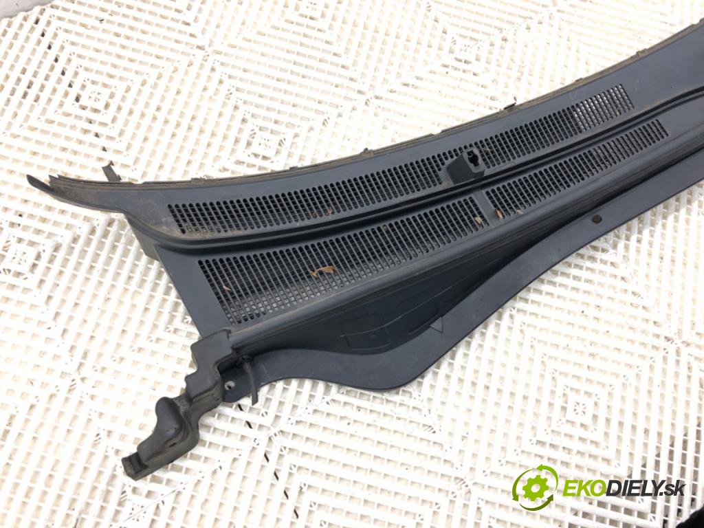 KIA OPTIMA Kombi 2018 132 kW 1.6 T-GDI 1591 Torpédo, plast pod čelné okno 86151-D4000 (Torpédo (plast pod čelným sklom))