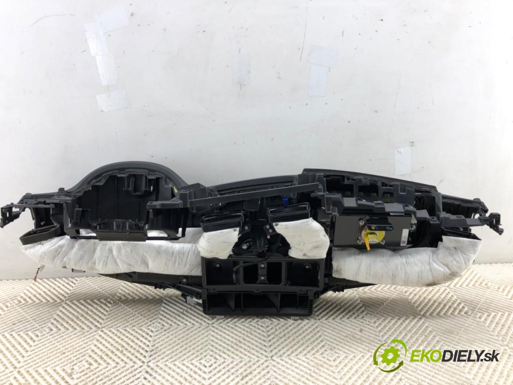 KIA OPTIMA Kombi 2018 132 kW 1.6 T-GDI 1591 Palubná doska VANKÚŠ: spolujazdca 84721D4100