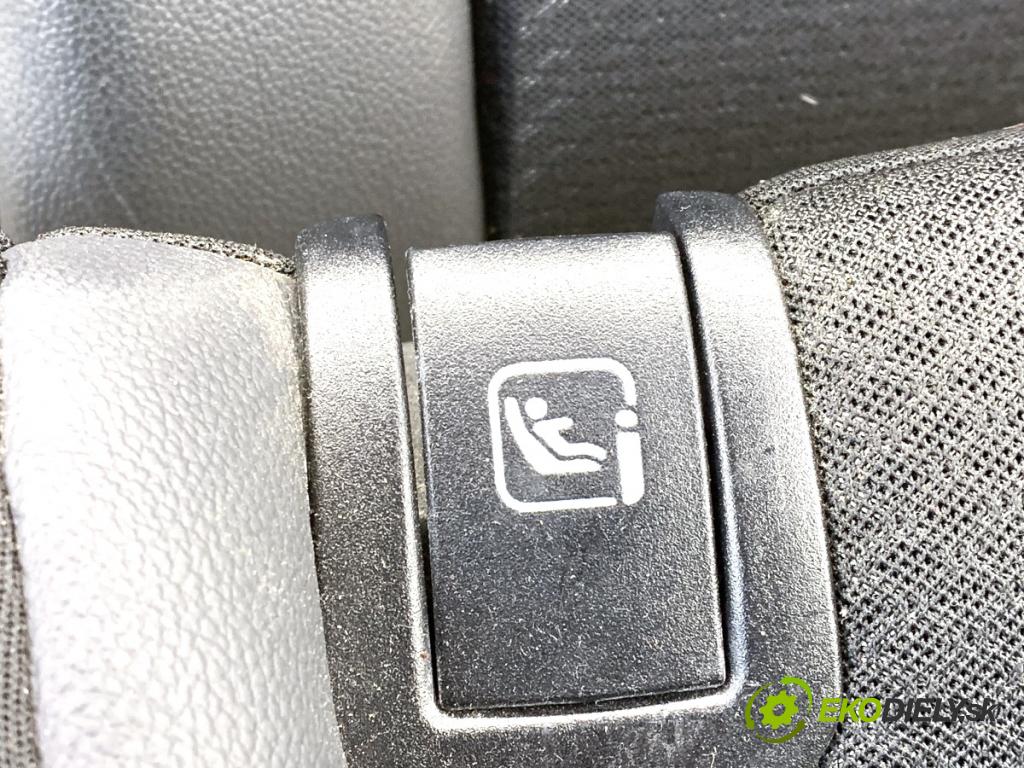 KIA OPTIMA Kombi 2018 132 kW 1.6 T-GDI 1591 Sedadlo druhý rad