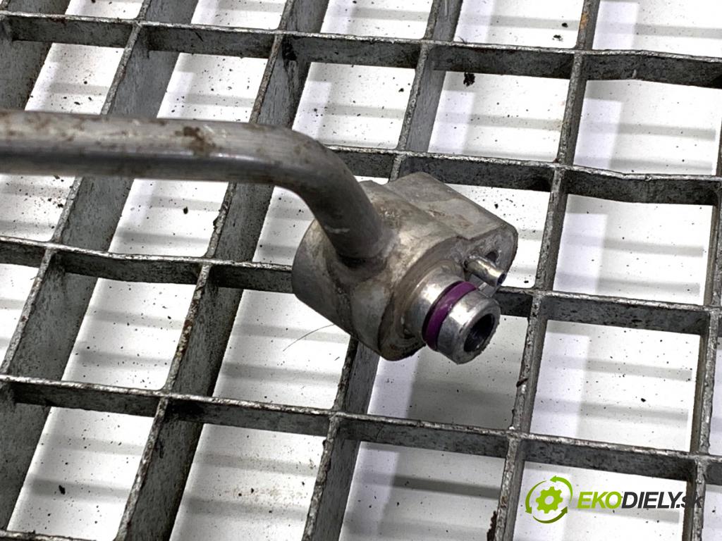 VW GOLF VI Kombi 2011 103 kW 2.0 TDI 1968 rúrka klimatizace 1K0820741CM (Trubka klimatizace)