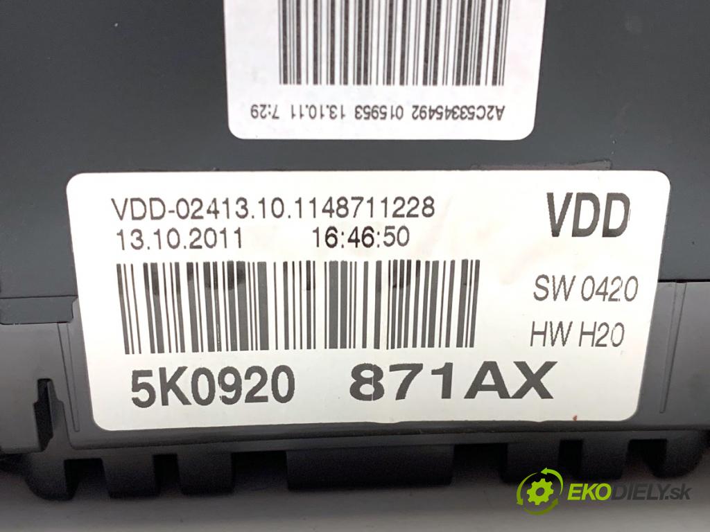 VW GOLF VI Kombi 2011 103 kW 2.0 TDI 1968 Prístrojovka 5K0920871AX (Prístrojová doska)