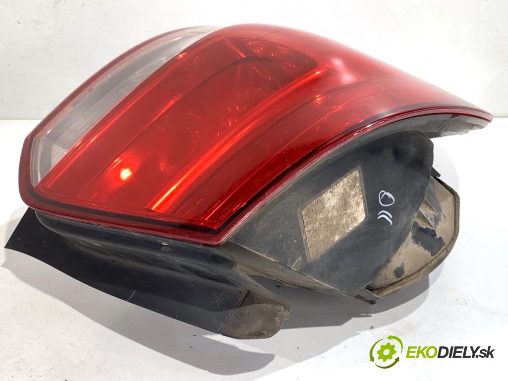 VW GOLF VI Kombi 2011 103 kW 2.0 TDI 1968 Svetlo ľavy zad 1K9945095G
